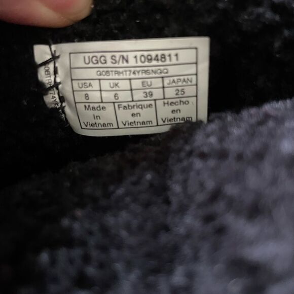 UGG Mika Sheepskin Classic Sneaker Boots Suede Faux Shearling Black Size 8 - Picture 6 of 7